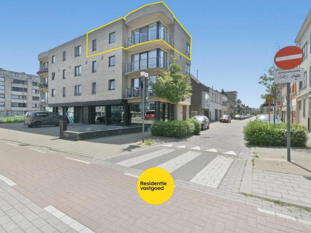 Te huur: Lichtrijk twee slaapkamer appartement met terras te huur in Oostende! Oostende 8400 Residentie Vastgoed