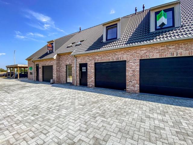 Te huur: Prachtig afgewerkte nieuwbouwwoning met 4 slaapkamers te Pervijze Diksmuide. Diksmuide 8600 Residentie Vastgoed