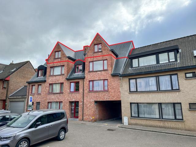 Te huur: Ruim instapklaar 2 slpk appartement 96 m², centrum Torhout. Torhout 8820 Osaer & Pauwels