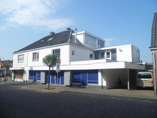 Te huur: Ruime studentenkamer in centrum Zeist