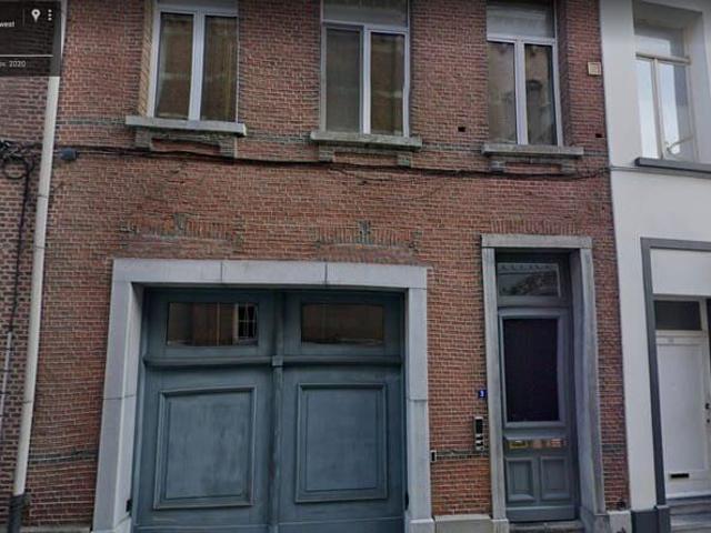 Te huur: ruime studio in centrum Mechelen