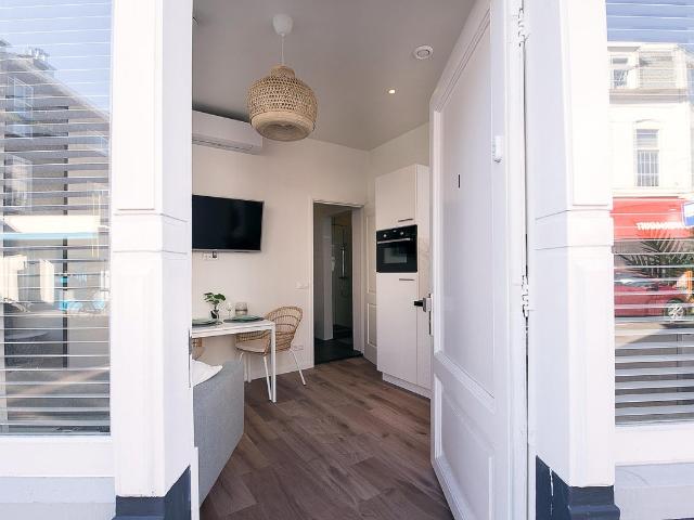 Te huur: Studio Badhuisstraat in Den Haag