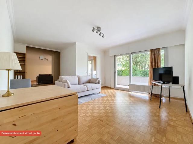 te huur Studio Laken