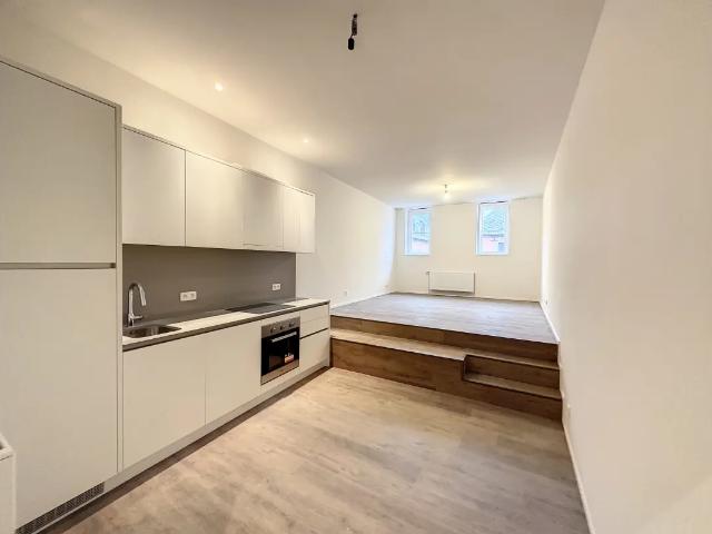 te huur Studio Namen