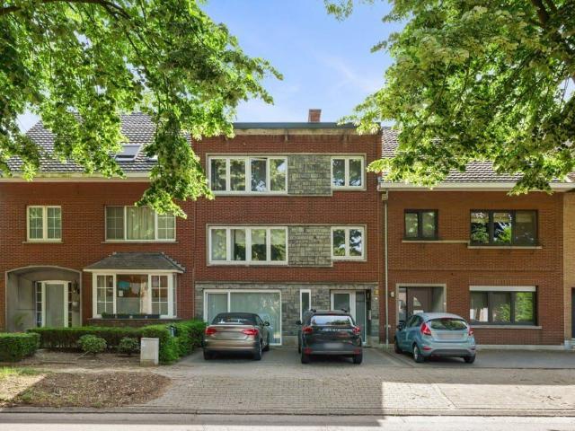TE HUUR: TWEE SLAAPKAMER APPARTEMENT IN SINT TRUIDEN