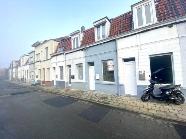 TE HUUR te Kortrijk | Gezellige rijwoning met 1 slaapkam