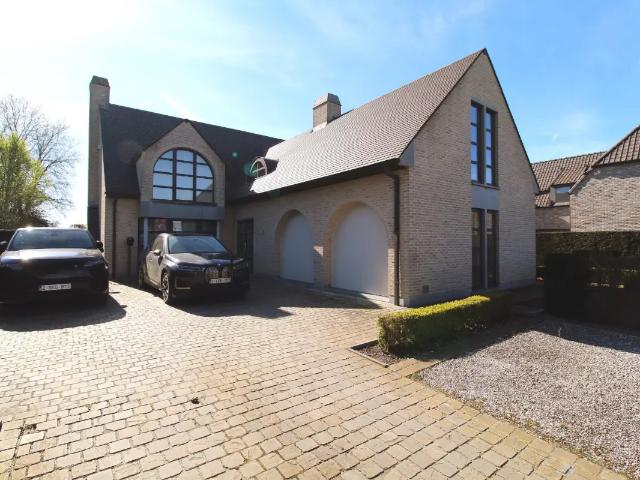 te huur Villa Wichelen