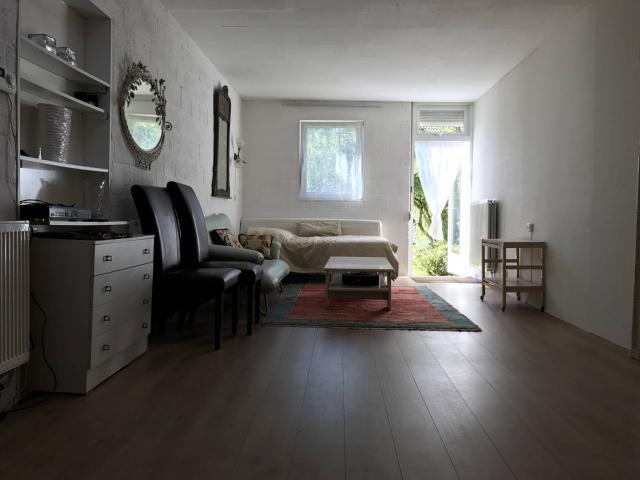 Verhuurd: Volledig gemeubileerde Studio 30 m² te huur in de HEEG!