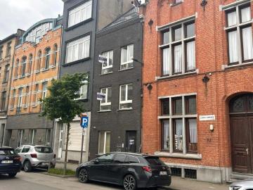 Te huur volledig gerenoveerd 1 slaapkamer appartement