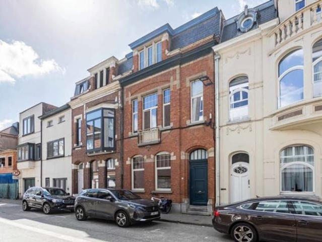 Te huur: volledig gerenoveerde studio te Aalst!
