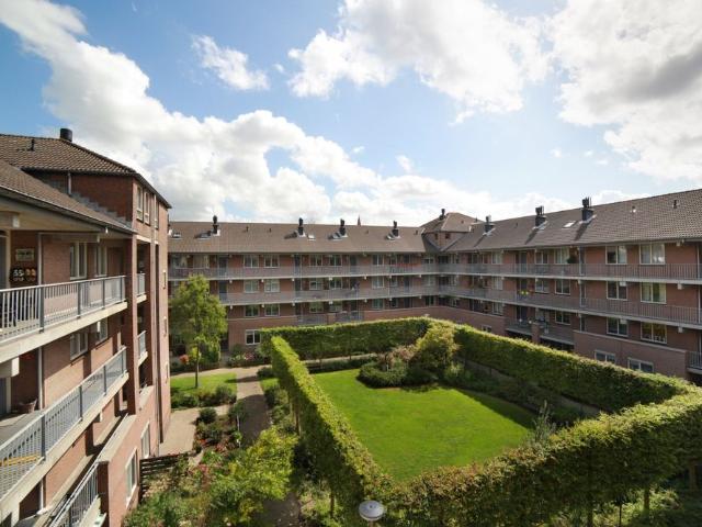Te huur: Zamenhof 64