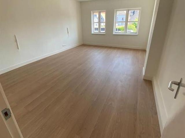 Te huur: 2 kamer appartement op goede locatie in V