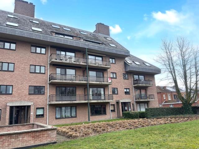 TE HUUR: 2 slaapkamerappartement in het rustige Hasselt