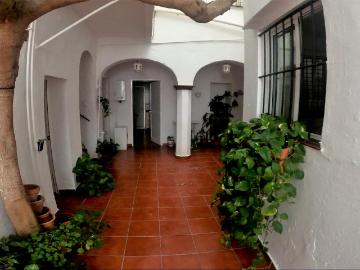 te invita a descubrir esta joya en el corazón de Tarifa! Est. 229m² Tarifa