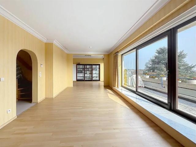te koop Duplex Elsene