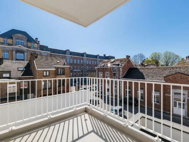 te koop Duplex Namen