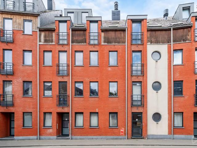 te koop Duplex Namen