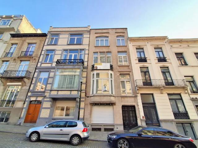 te koop Huis gemengd gebruik Brussel
