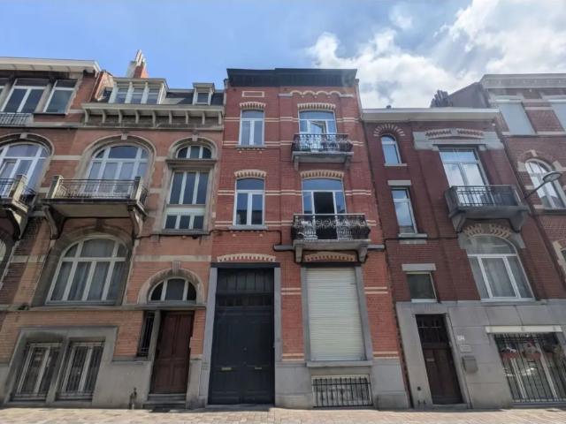 te koop Huis gemengd gebruik Schaarbeek