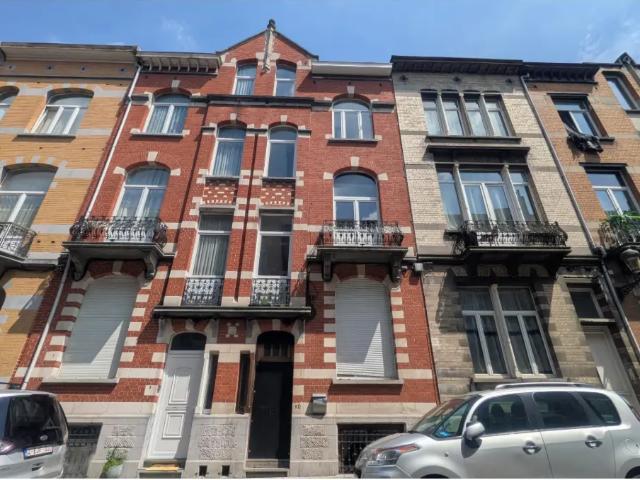 te koop Huis gemengd gebruik Schaarbeek