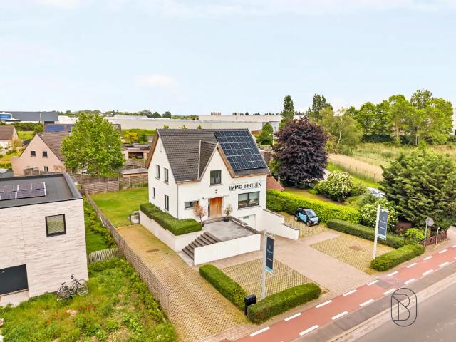 te koop Huis gemengd gebruik Sint Eloois Vijve