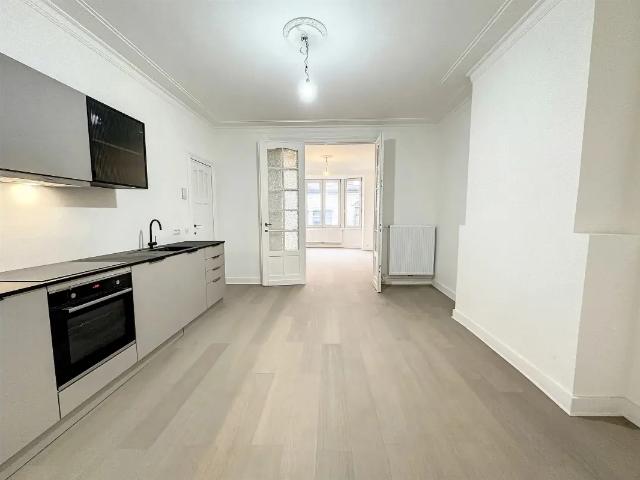 te koop Huis gemengd gebruik Ukkel