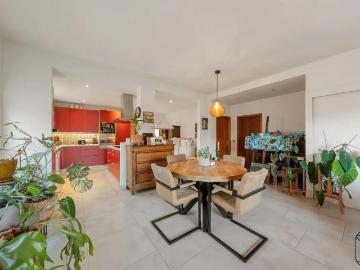 7890, Arrondissement de Ath, Wallonie