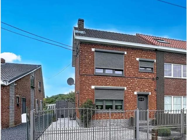 te koop Huis Ressaix