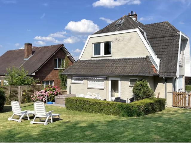 te koop Huis Waver