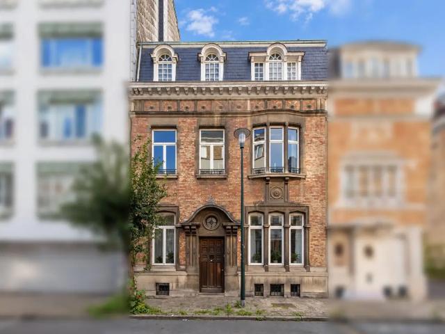 te koop Herenhuis Ukkel