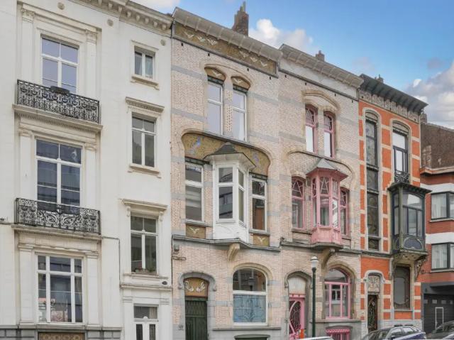 te koop Herenhuis Elsene