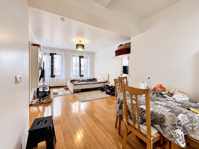 te koop Studio Brussel