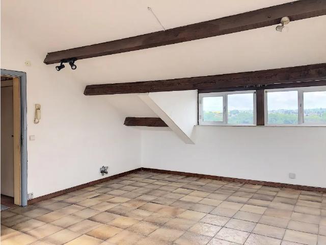 te koop Studio Namen