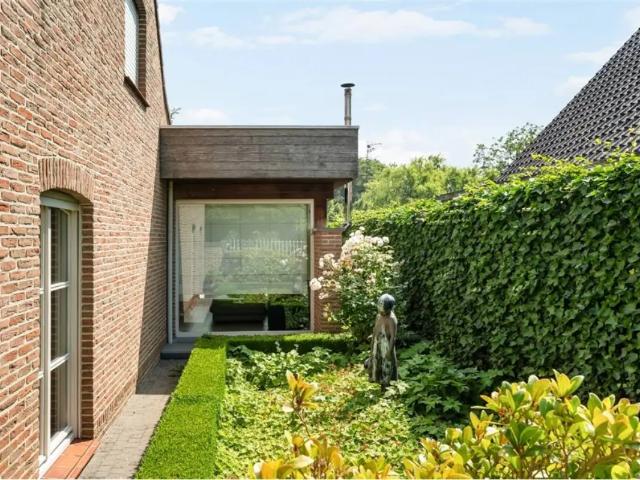 te koop Villa Wielsbeke