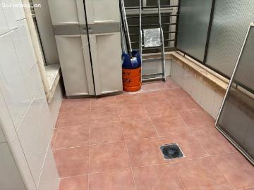 Te ofrecemos este piso en bloque de reciente construcción con plaza de garaje opcional junto Aljub!