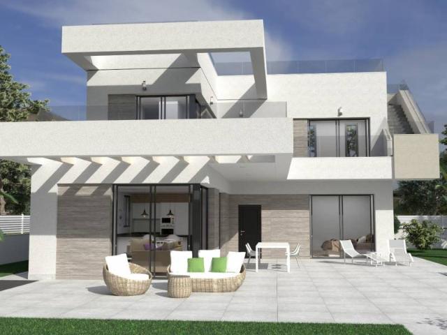 Te presentamos esta villa ubicada en la prestigiosa zona Lo. 155m² Lo Pepin