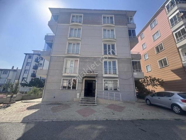Tema Emlaktan Altınova Mah Ferah Arakat 2+1 Kiralık Daire