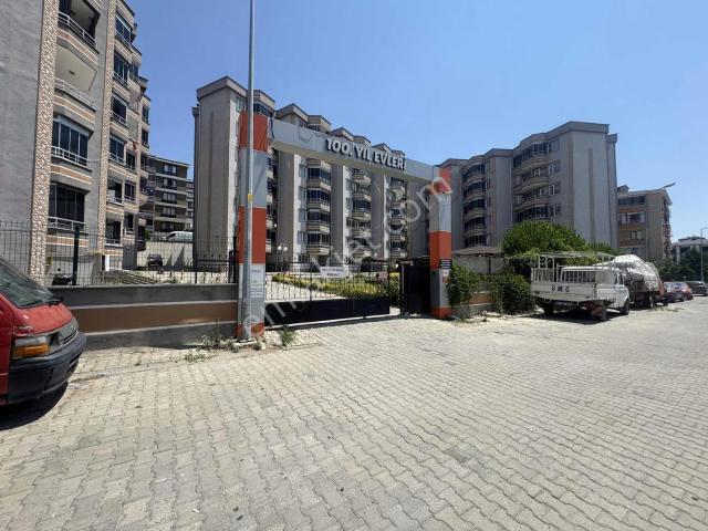 Tema Emlaktan 100.yıl Mah Siteiçi Ferah Arakat Satılık 3+1 Daire