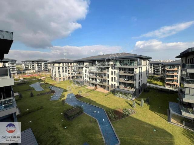 Tema İstanbul 2 B Etap Boş Teslim Satılık Büyük 3+1 Daire 198 M²