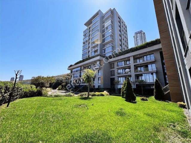 Tema İstanbul Bahçe 'de Kiralık 2+1 Bahçe Katı