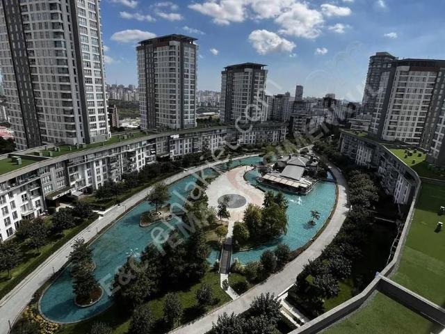 Tema İstanbul Bir Sitesi'nde Satılık 3 + 1