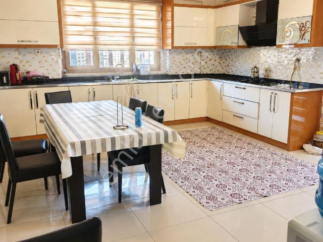 Tema Park Arkası Satılık 4+1 Full Yapılı Daire