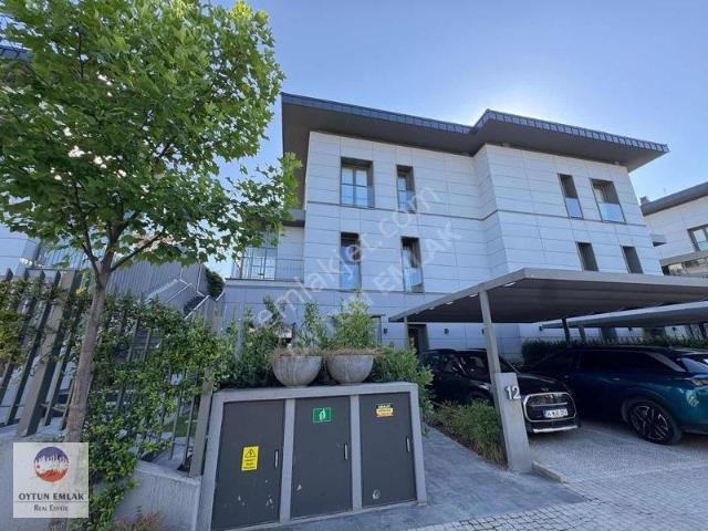 Tema 2 Sitesinde Kiralık Boş 4+2 Müstakıl Vılla
