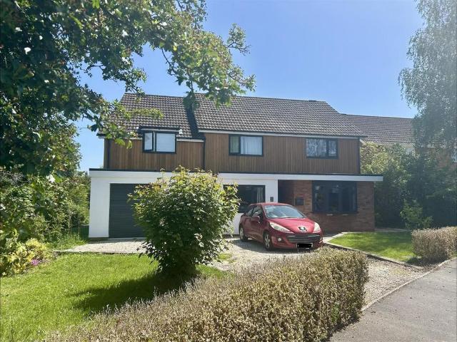 Teme Avenue, Malvern, WR14 5 bed property to rent £2,250 pcm £519 pw