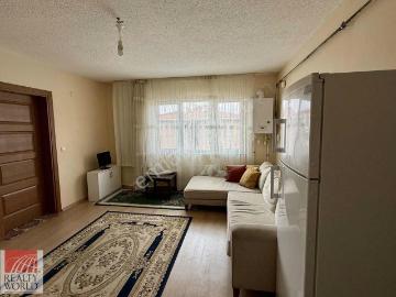 Temelli Toki Bloklarında Full Eşyalı Katta Satılık 1+1 Daire