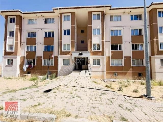 Temelli Tokide Katta Ve Güneşli Cephede Eşyalı Kiralık 1+1 Daire