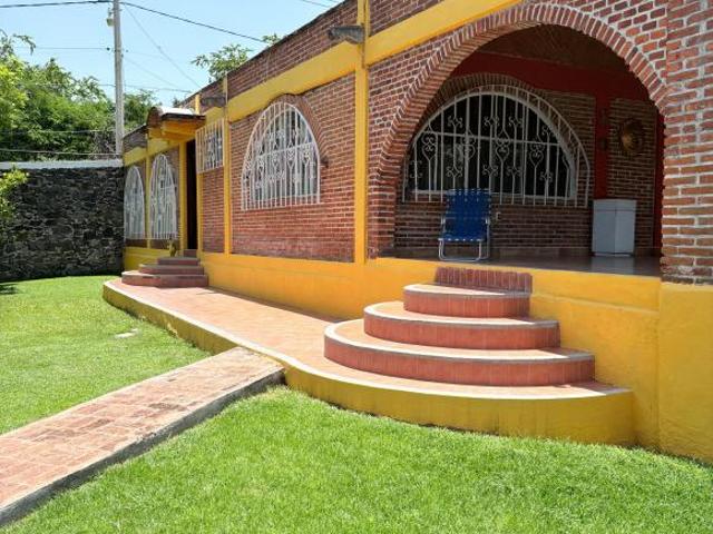 Temixco Morelos, Granjas Merida