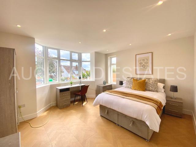 Tempest Avenue, Potters Bar EN6, Studio to rent, £1,275 pcm | PrimeLocation