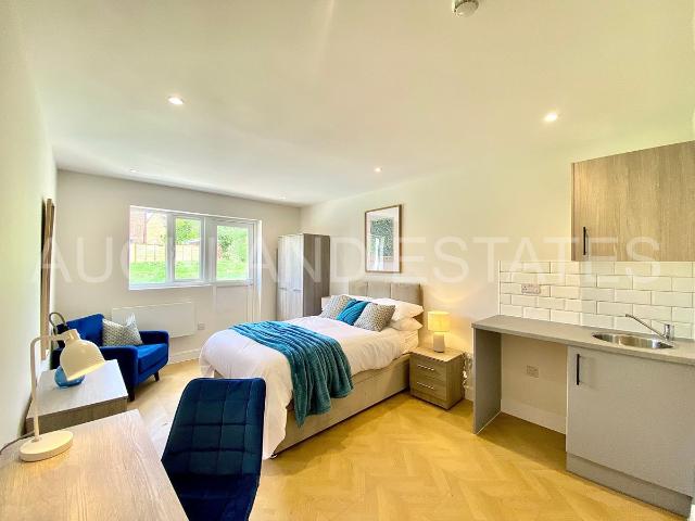 Tempest Avenue, Potters Bar EN6, Studio to rent, £1,250 pcm | PrimeLocation