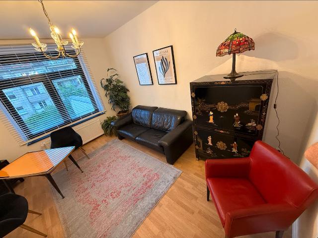 Temporarily furnished: 2 room period apartment Old Town, quiet side street, 5 min to the Rhine, Dusseldorf Amsterdam Apartments for Rent